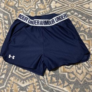 Navy blue under armor shorts with pockets